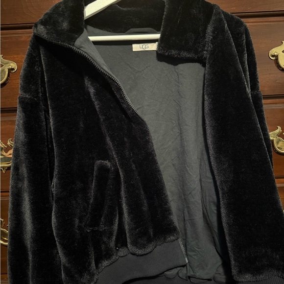 UGG LAKEN SHERPA JACKET WOMEN BLACK Size Small - Picture 11 of 11